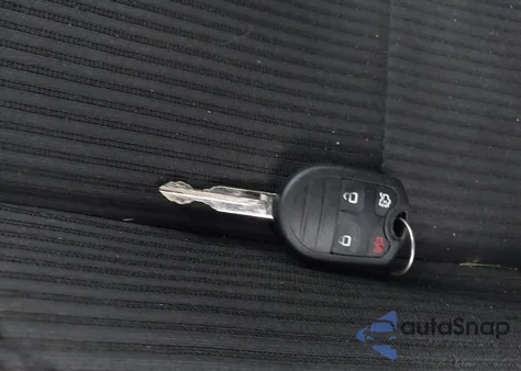 2014 Ford Mustang из США, поврежденный, VIN 1ZVBP8AM7E5323859